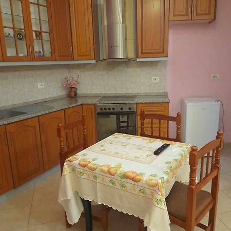 Tina'S Apartment Gjirokastër Dış mekan fotoğraf